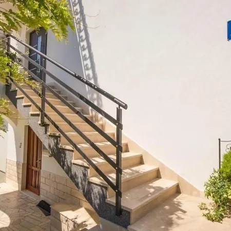 Mit Grossem Balkon شقة *