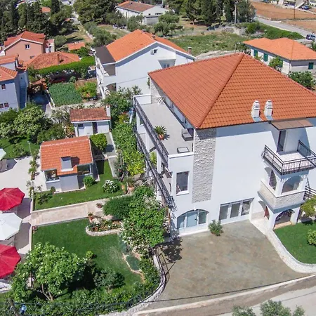 Mit Grossem Balkon شقة *